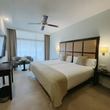 Livvo Jandia Golf 4* Morro Jable (Fuerteventura)